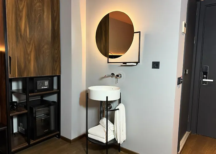 Tbilisi Edition - Design Hotel & Private Spa